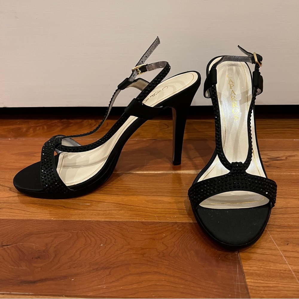 Caparros Horizon Rhinestone Heel Size 9